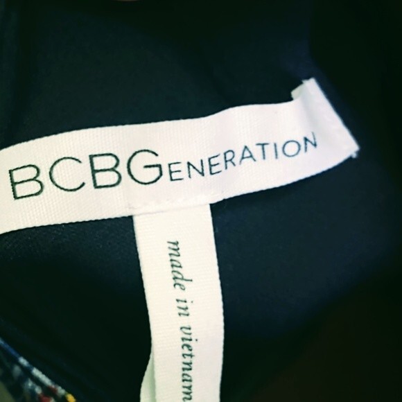 NWT BCBGENERATION DRESS NAVY STRIPED PATTERN SLOUCHY POCKETS HIGH LOW MED $88 - Picture 12 of 14